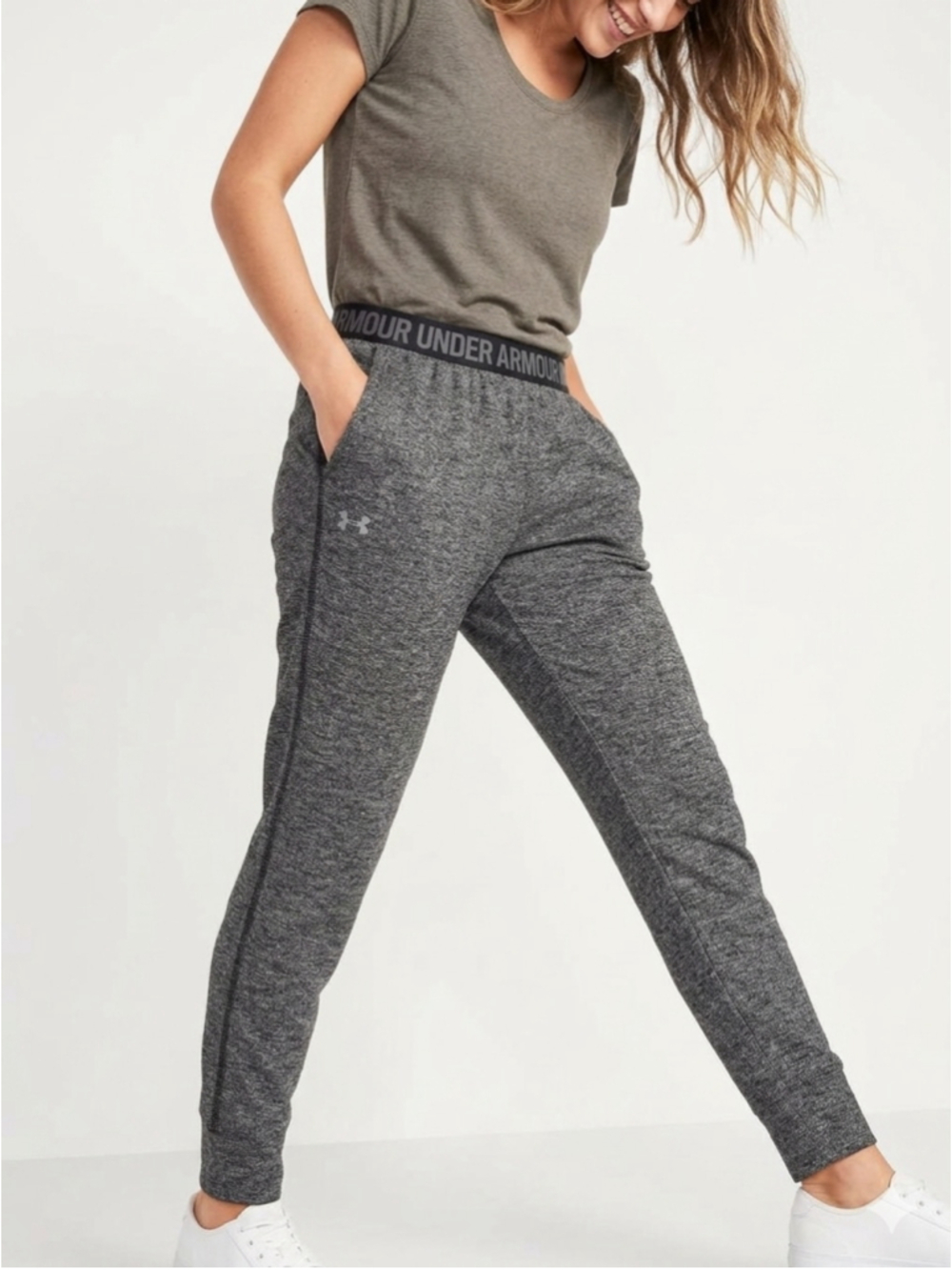 Under Armour HeatGear Heather Gray Branded Waistband Joggers Medium - 953